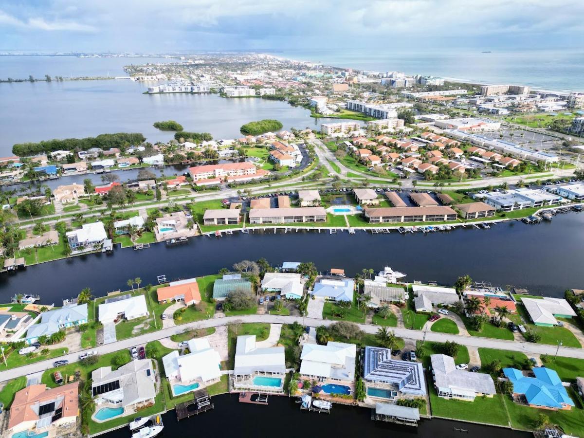 Dolphin Cove In Cocoa Beach Fl Dış mekan fotoğraf